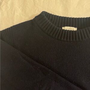ALIGNE Navy Women’s crewneck sweater